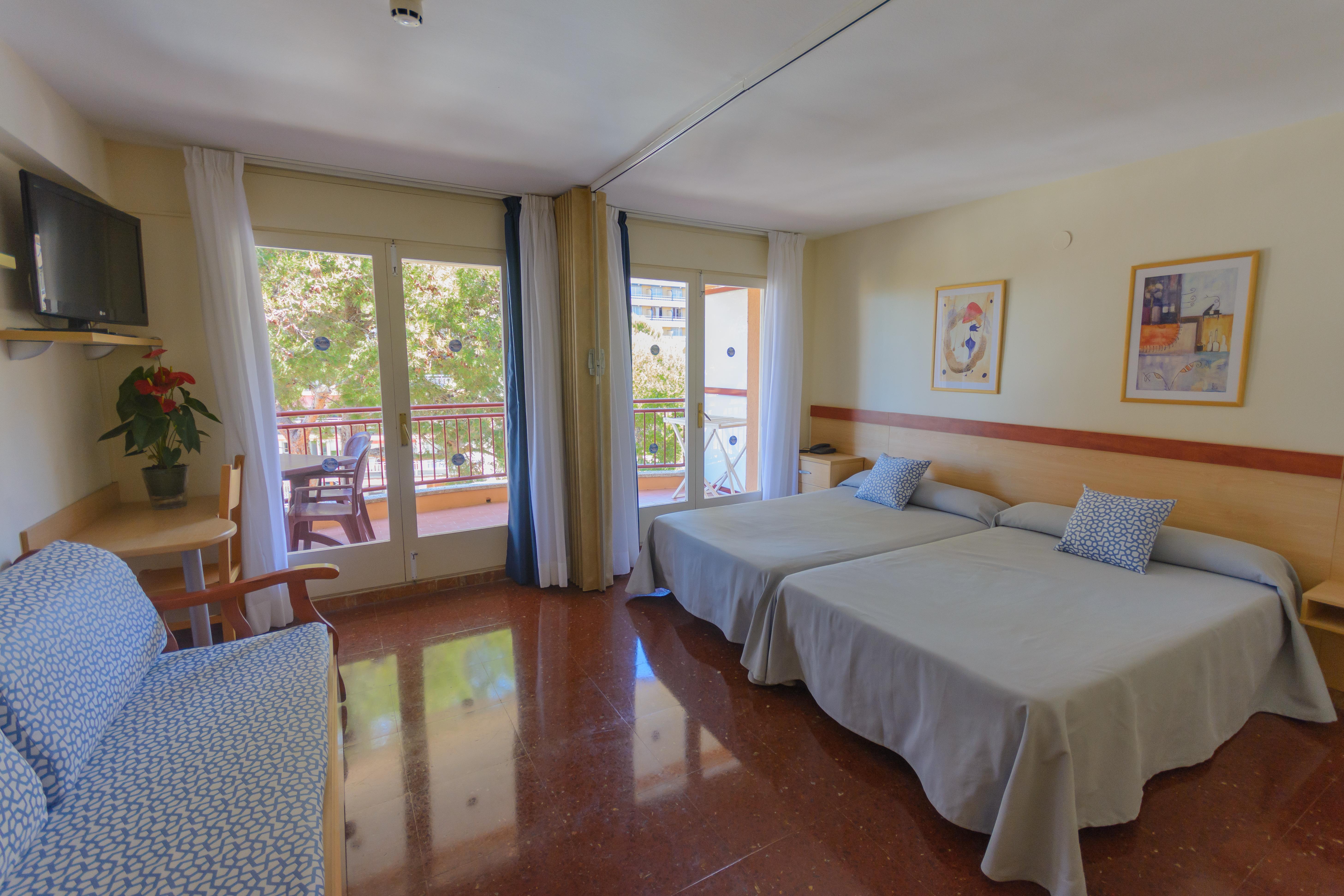 Apartaments Albatros Family سالو المظهر الخارجي الصورة