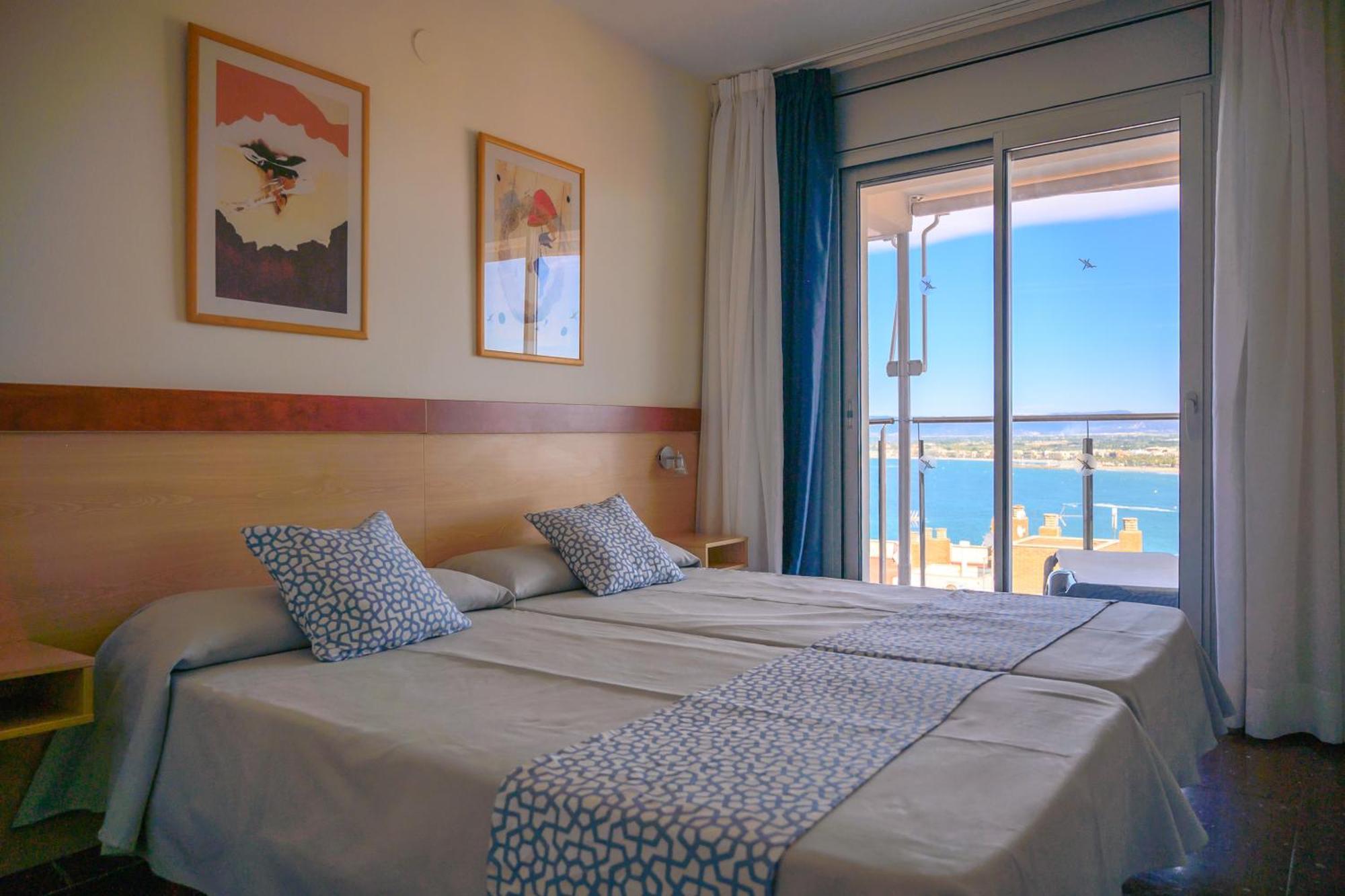 Apartaments Albatros Family سالو المظهر الخارجي الصورة