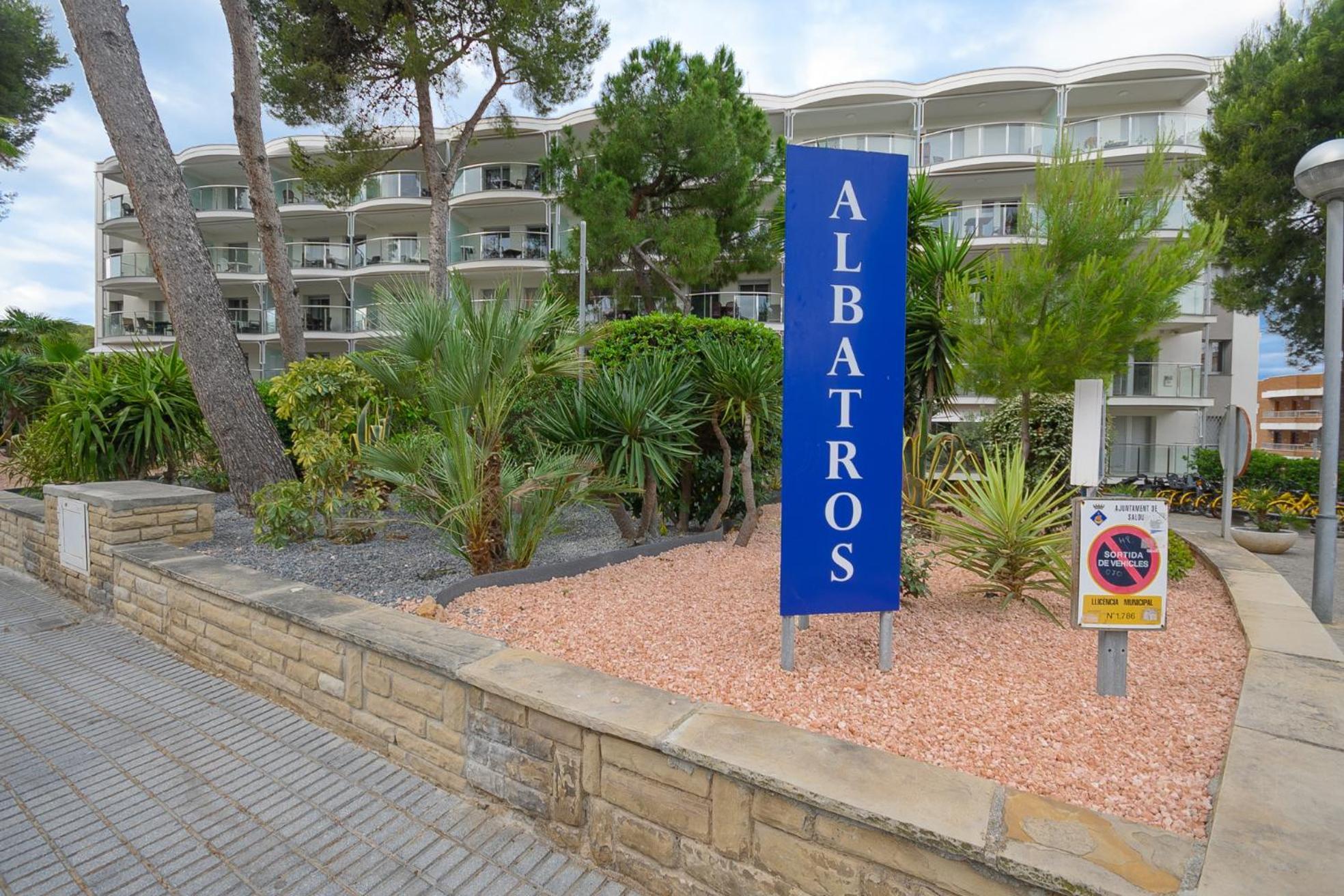 Apartaments Albatros Family سالو المظهر الخارجي الصورة